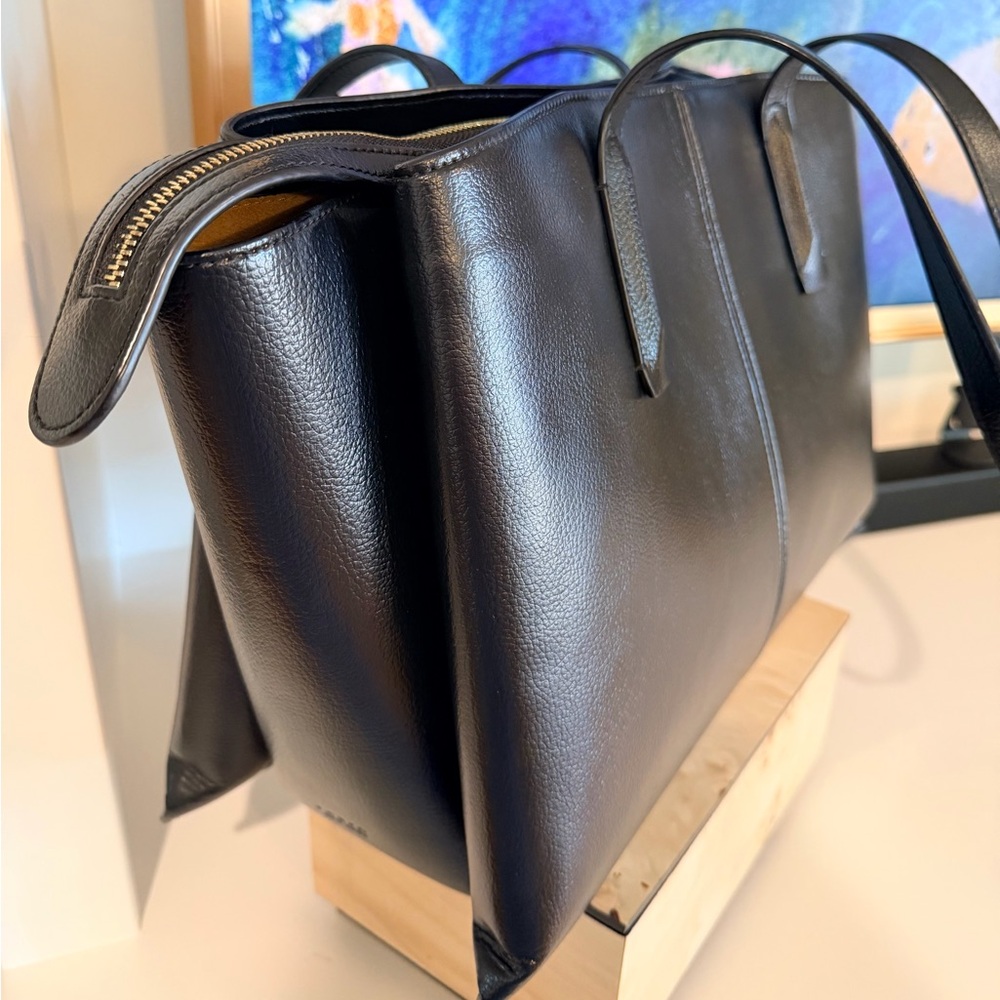 Freja New York Paloma Black Vegan Leather Tote Bag - Picture 7 of 16